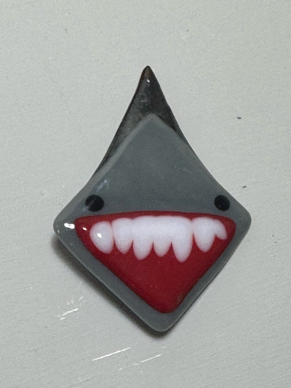 Funny Shark Fused Glass Brooch - Picture 9 of 9